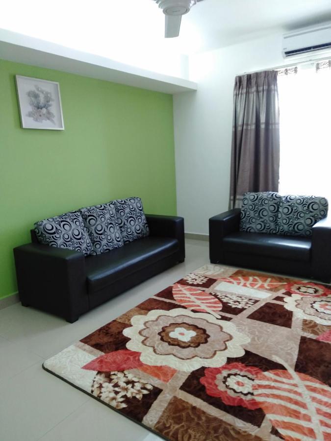 Risqi Apartment 2 Bedroom Wakaf Che Yeh Κότα Μπάρου Εξωτερικό φωτογραφία